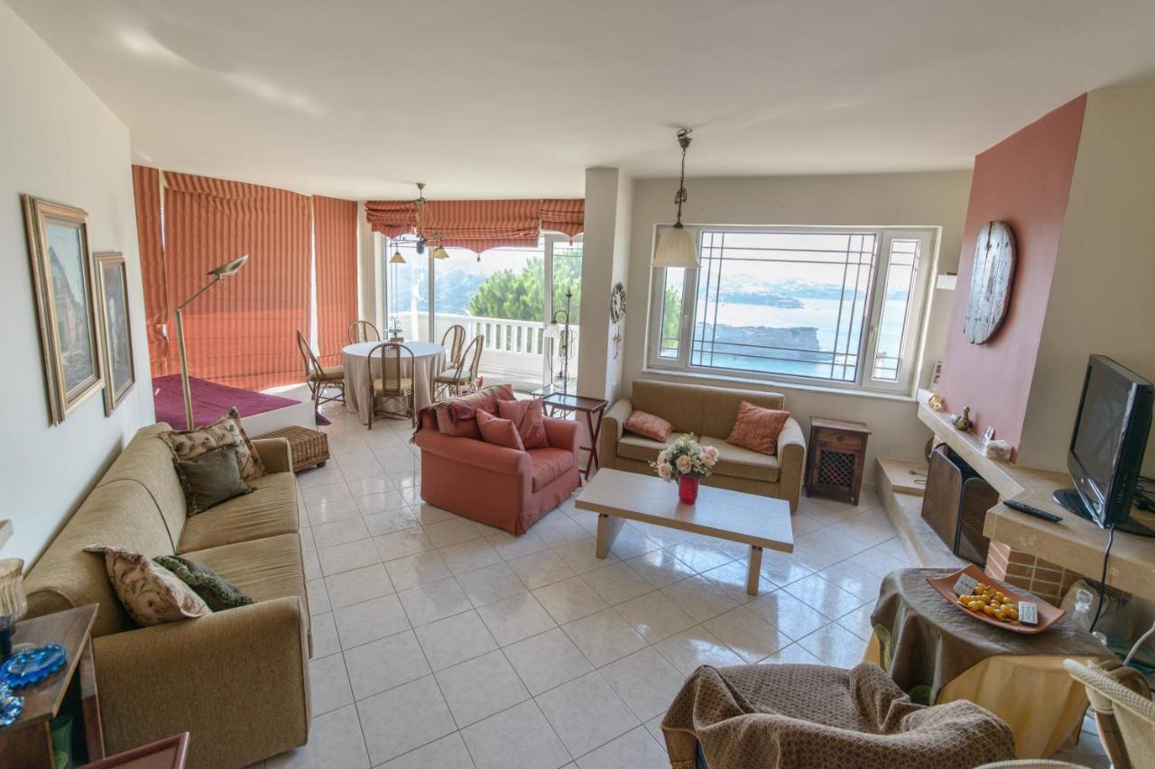 Villa Lygaria Ligaria  Buitenkant foto